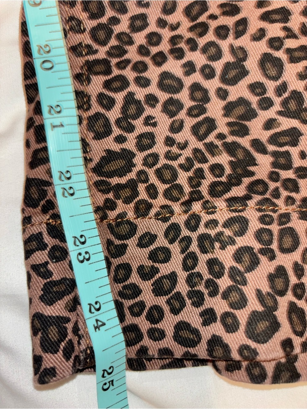 Luvamia Leopard Print Wide Leg Jeans XL High Rise Stretch Animal Print Pants NWT - Picture 8 of 8
